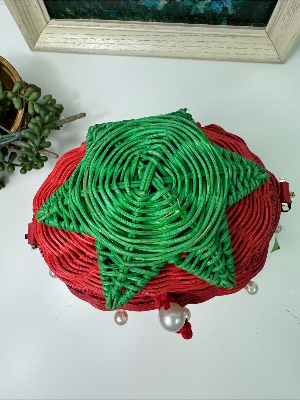 Kate Spade New York X Target Pearl Embellished Strawberry Wicker Basket Bag NWT - Picture 5 of 10